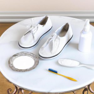Jak wyczyścić białe buty i na co uważać?